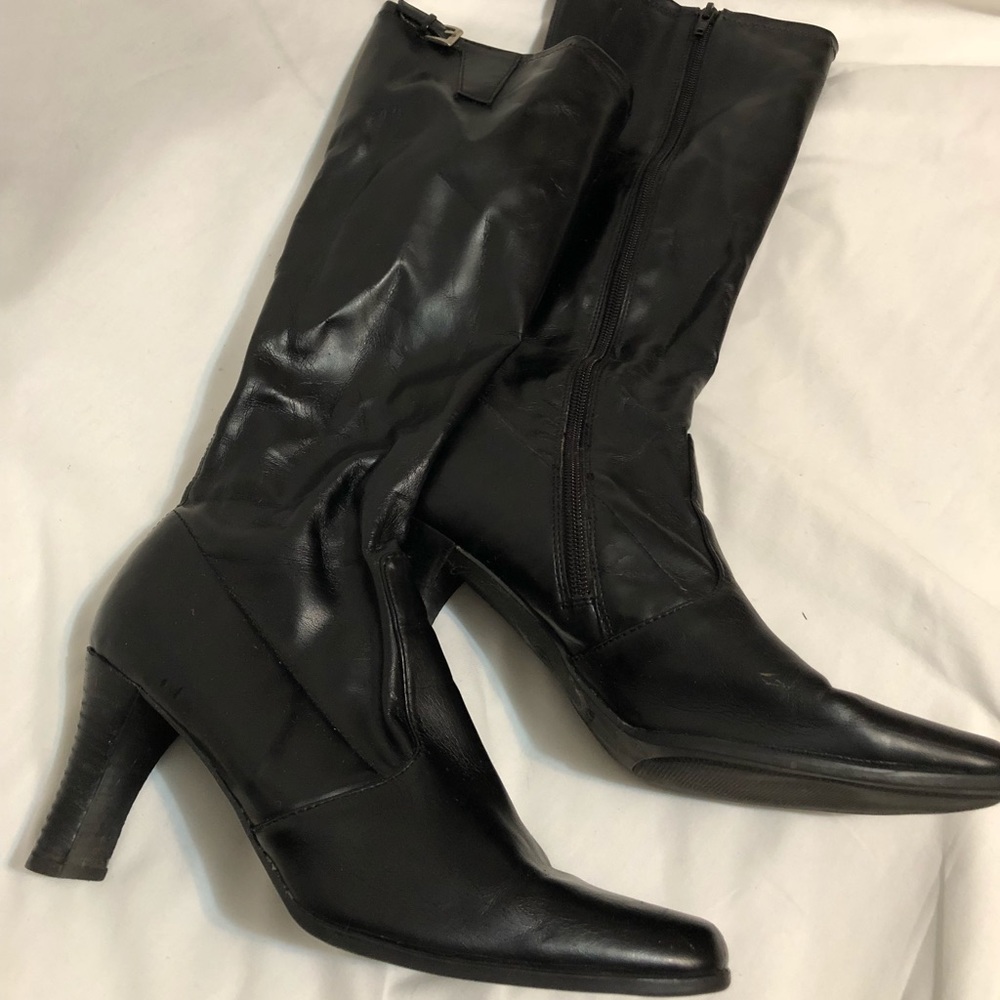 Black Knee high boots